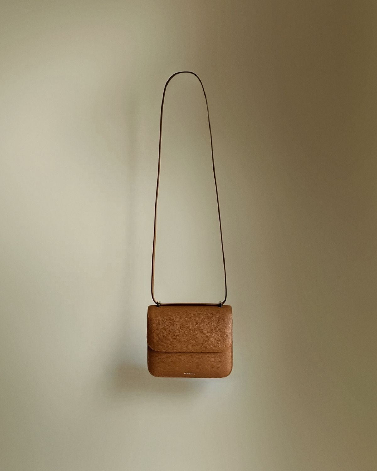 Ava Bag by Enso Design Lab™ in golden brown premium grain leather, quietly echoing Hermès-like refinement under Ani Han’s direction.