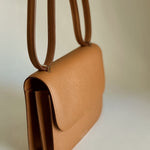 Close-up of Ava Bag’s adjustable strap, reflecting Bottega-inspired versatility and Enso Design Lab™ craftsmanship.