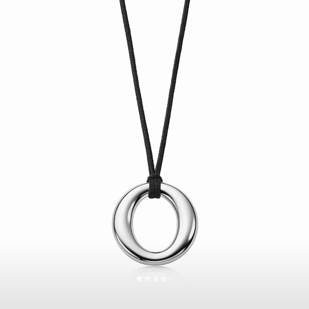 Eternal Circle Necklace by Enso Design Lab™ with 18k gold plating, pendant diameter 40 mm, sleek and timeless design.