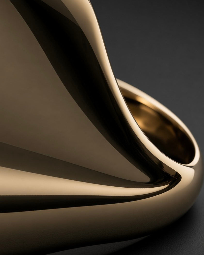 Light moving across the continuous surface of the CONTAIN ring
